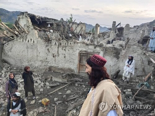 [속보] 아프간 재난관리국 "강진 사망자 950명으로 불어나"